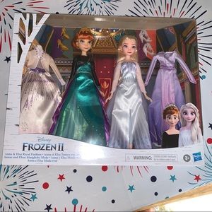 New Frozen II Anna and Elsa Dolls with Accessories